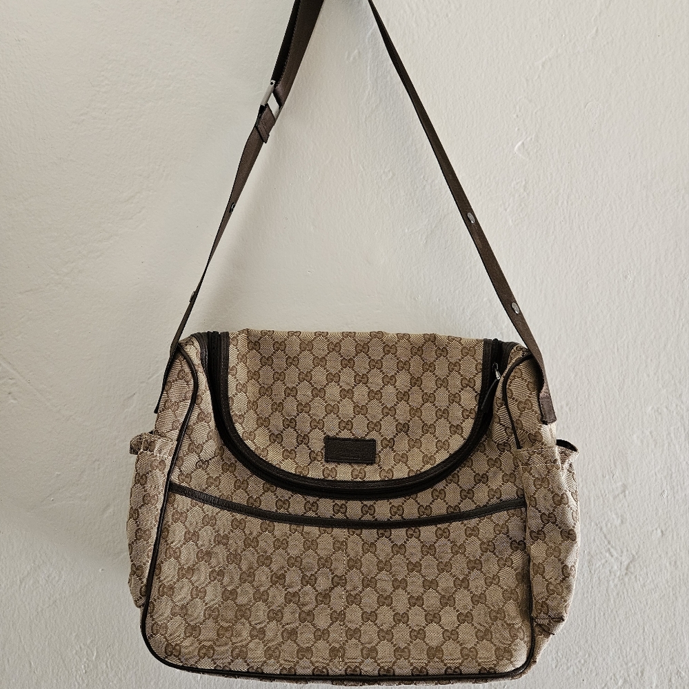 CANNOT AUTHENTICATE "Gućci" Diaper Bag